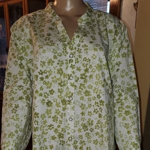 Denim & Co. Size 3X, white & Green floral blouse.